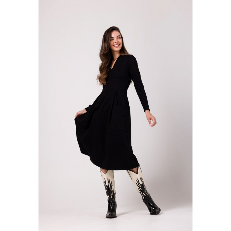 B266 Flared dress with patch pockets - black 2