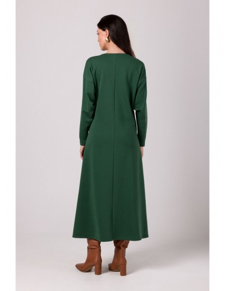 B267 Maxi dress with deep V neck - lawn green