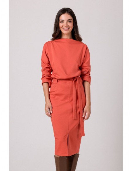 B269 Mid lenght dress with bloused top - brick red