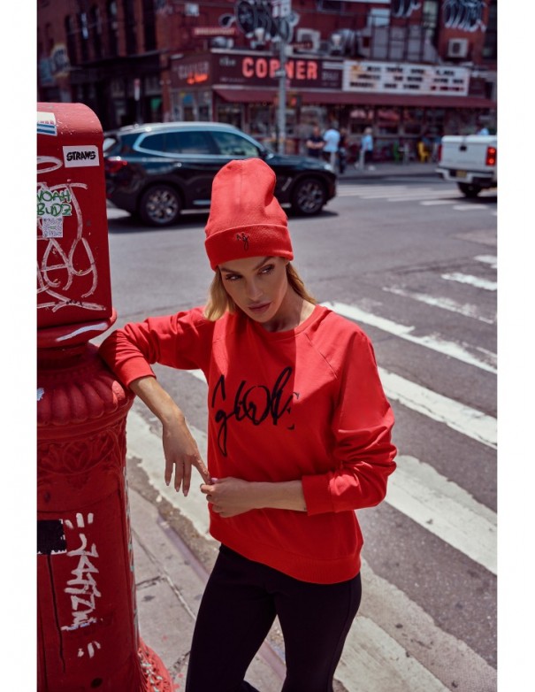M709 Ribbed beanie with embroidery - red