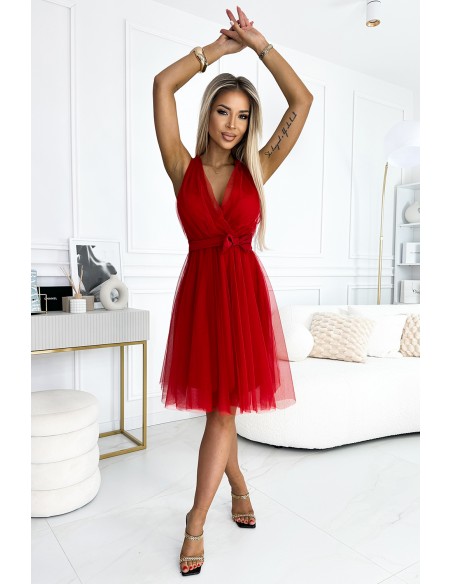  523-2 Tulle dress with a neckline and bow - red 