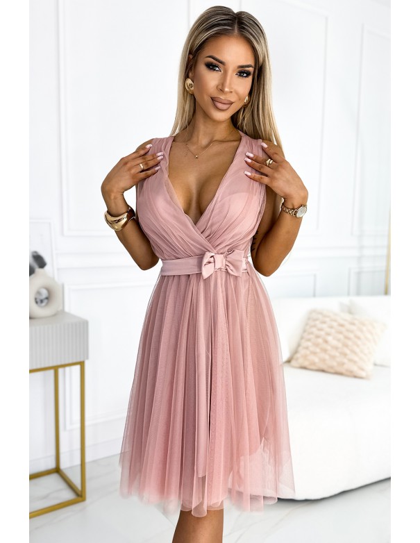  523-1 Tulle dress with a neckline and bow - dirty pink 