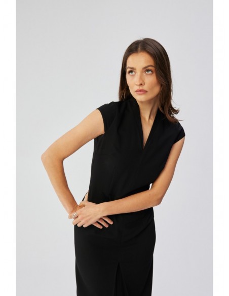 S359 V-neck dress with enverted pleat - black