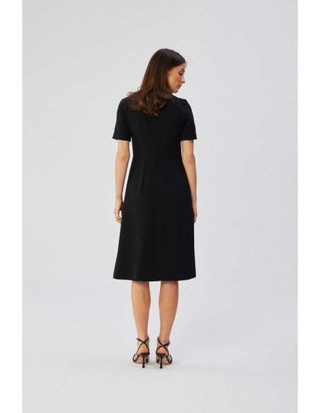 S361 Shift dress with pleats on the side - black