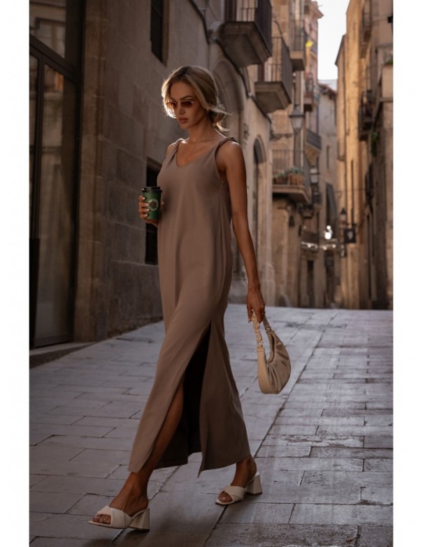 M791 Deep V-neck maxi dress - cocoa