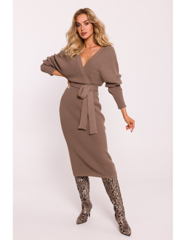 M810 Sweater dress with V-neck - cappuccino