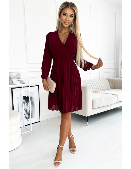  313-15 ISABELLE Pleated dress with neckline and long sleeve - Burgundy color 