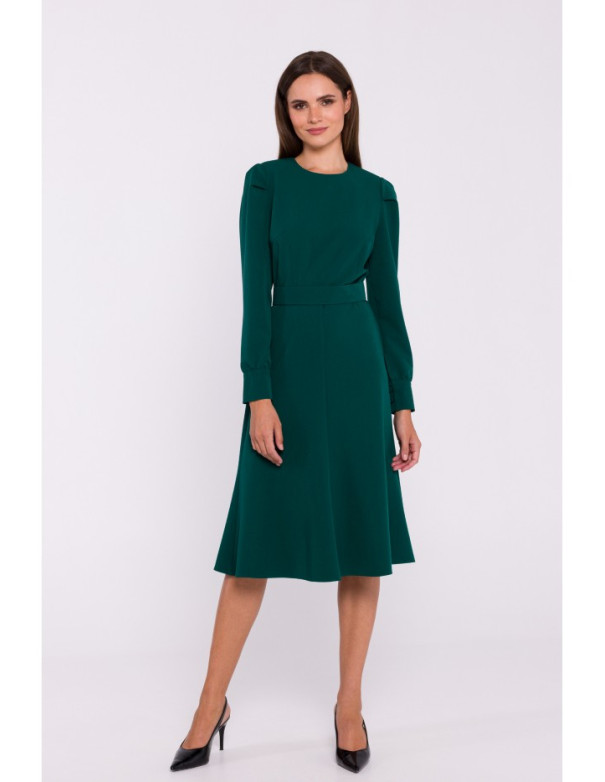 S378 Flared dress with belt - green