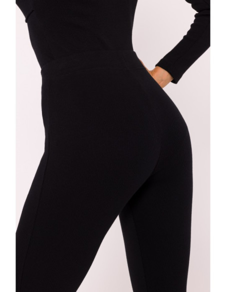 M816 Ribbed leggings with split leg design - black