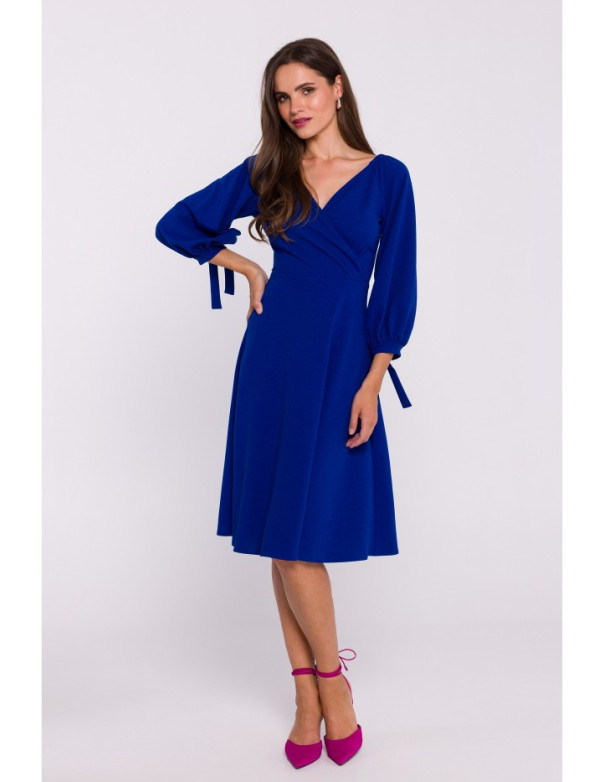 S383 Flared dress with puff sleeves - royalblue