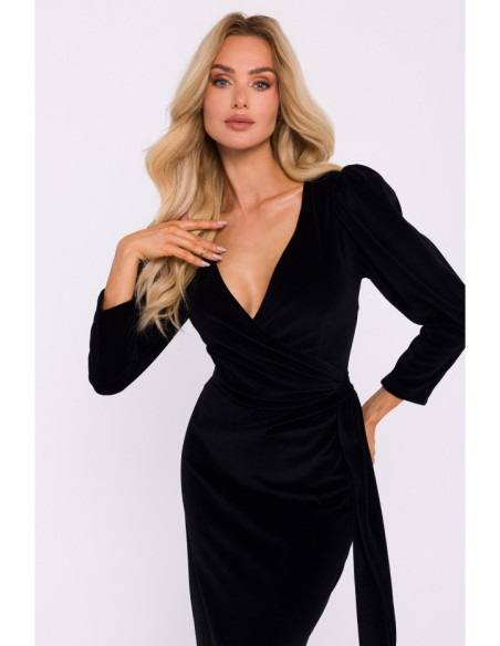 M829 Velvet deep V-neck dress - black