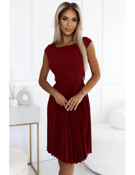  311-15 LILA Pleated dress with short sleeves - color burgundy 