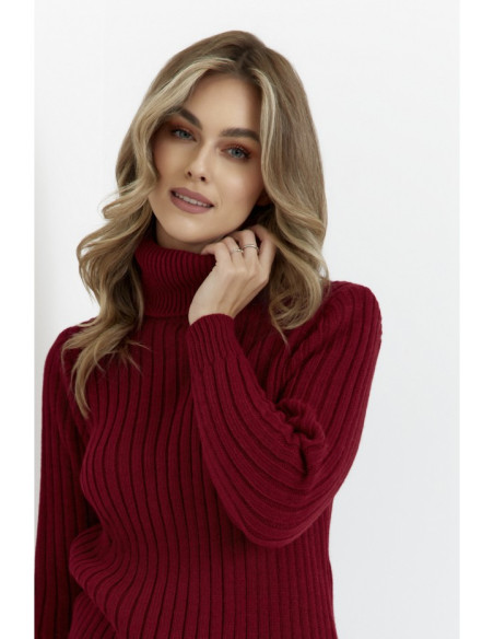 M771 Ribbed sweater with a high collar - maroon