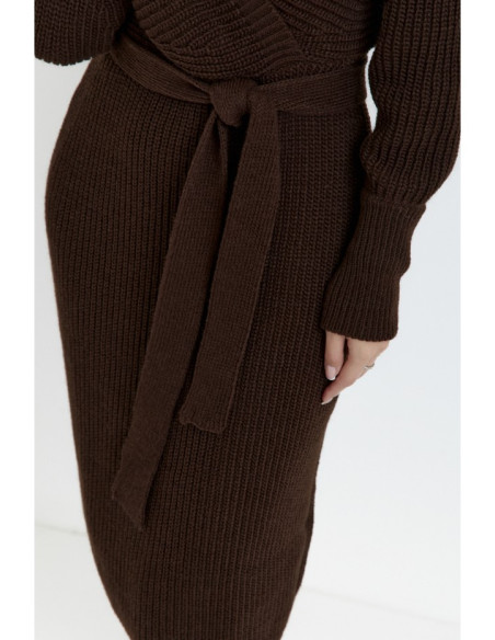 M810 Sweater dress with V-neck - brown