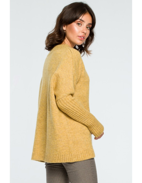 BK009 Storas megztinis su briaunuotomis rankovėmis - garstyčių spalvos