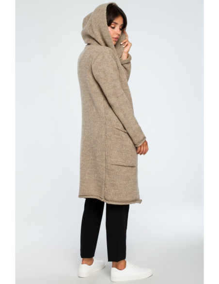 BK016 Ilgas megztinis be sagų ir kišenių - šviesiai rudas