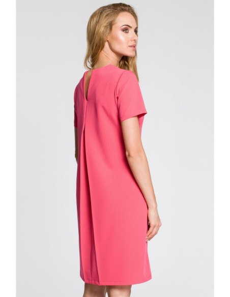 M309 Trapecijos formos suknelė su klostėmis nugaroje - rožinė