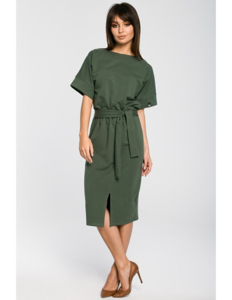 B062 Megzta suknelė su prakirpimu - kariškai žalia