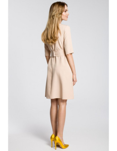 M362 Suknelė su iškirptėmis ties kaklu ir diržu - smėlio... 2