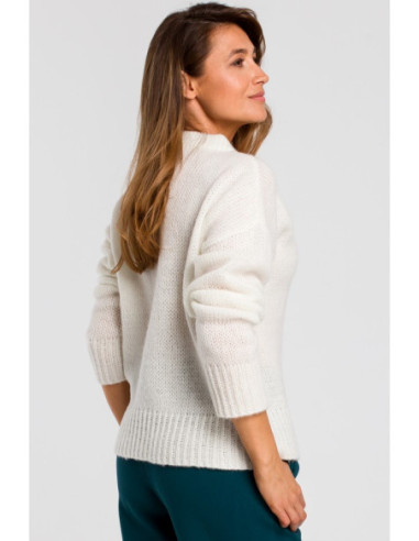 S185 Trumpas laisvo pynimo megztinis - ecru spalvos 2