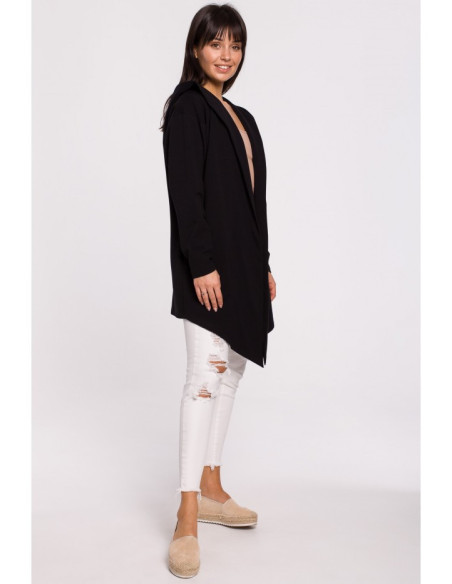 B137 Švarkas su gobtuvu ir atsegama sagtimi - juodas