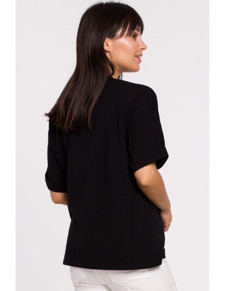 B147 Oversize marškinėliai su apvalia iškirpte - juodi