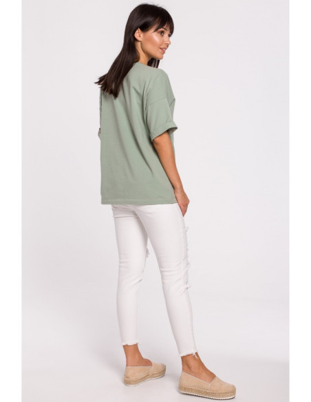 B147 Oversize marškinėliai su apvalia iškirpte - pistacijų spalvos