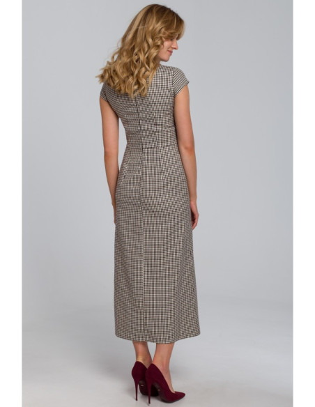 K071 Midi suknelė pusilgėmis rankovėmis - ruda