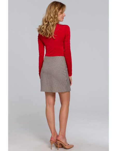 K072 Kūno dalis su golfu ir raukiniais - raudona