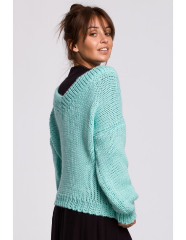 BK046 Megztinis V formos iškirpte - mėtų spalvos 2