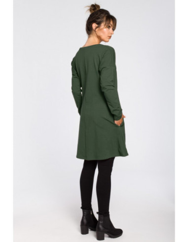 B042 Tunika su iškirpta apačia - kariškai žalia 2