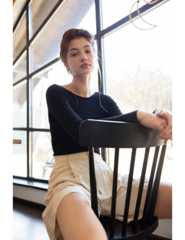 LA061 Kūnas su iškirpte nugaroje - juodas 2