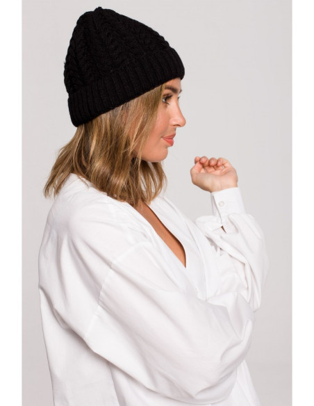 BK080 Pinta kepuraitė su atlenkimu - juoda