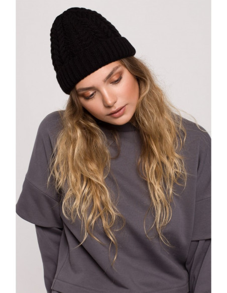 BK080 Pinta kepuraitė su atlenkimu - juoda