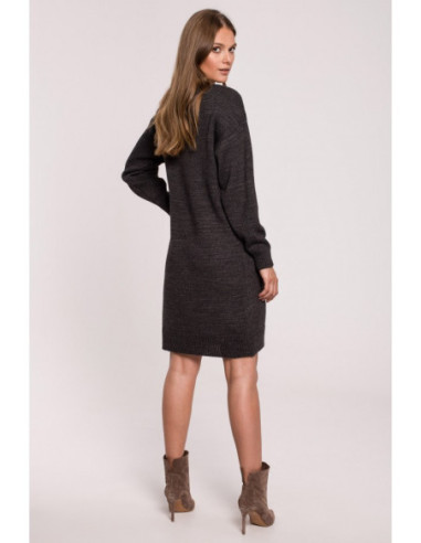 K122 Megztinė suknelė su V formos iškirpte - grafito spalvos 2