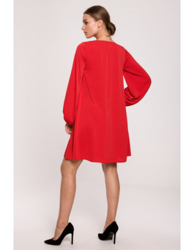 S273 Suknelė su plačiomis rankovėmis ir iškirpte - raudona 2