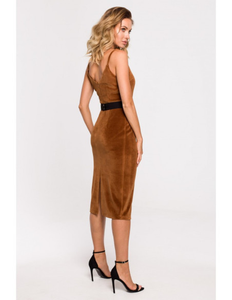 M639 Velūro suknelė su diržu - konjako spalvos
