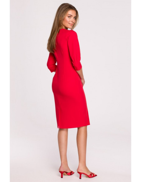S295 Suknelė su asimetrišku priekiu ir sagomis - raudona