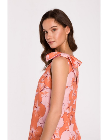 K129 Raštuota suknelė su lankeliu ant peties - 1 modelis