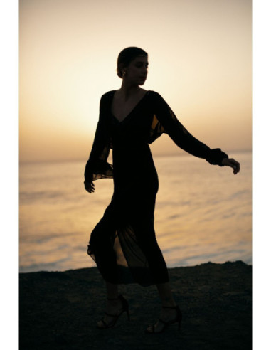 K136 Šifoninė maxi suknelė - juoda 2