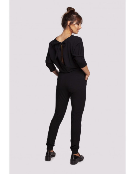 B244 Kombinezonas su užlenkta iškirpte nugaroje - juodas