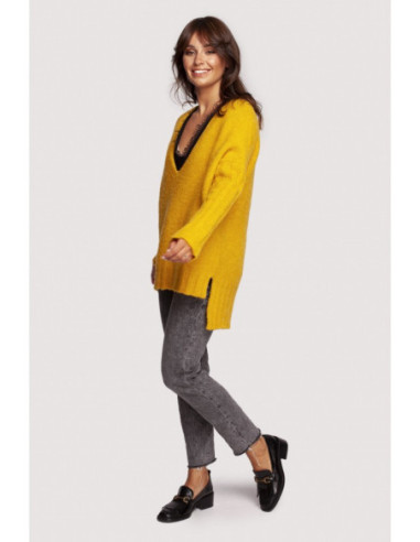 BK083 Megztinis su iškirpte ir ilgesne nugara - medus 2