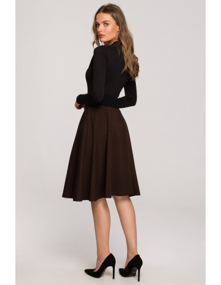 S315 Sijonas su raišteliu juosmenyje - rudas