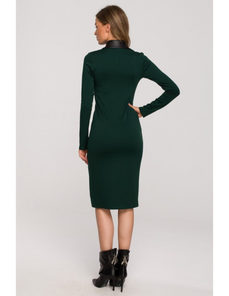 S322 Pieštukinė suknelė su spaudėmis - žalia