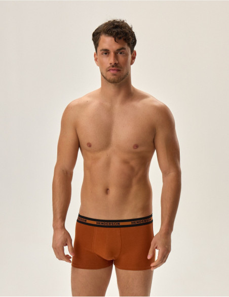 Henderson kelnaitės