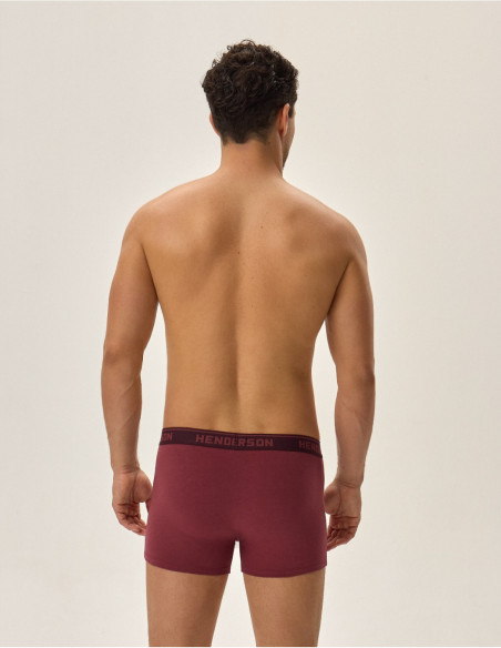 Henderson kelnaitės