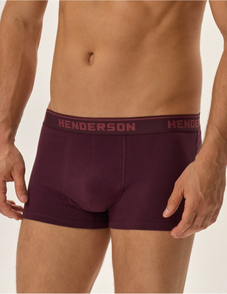 Henderson kelnaitės