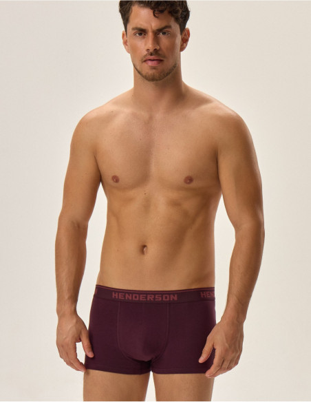 Henderson kelnaitės