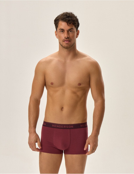 Henderson kelnaitės