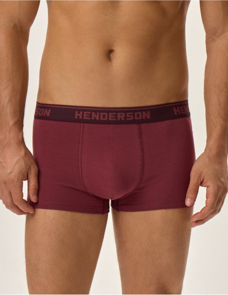 Henderson kelnaitės